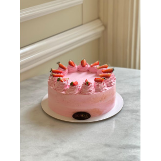 Vanilla Strawberry Cake 
