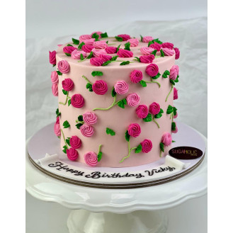 Shades of Pink Swirl Buttercream  Cake