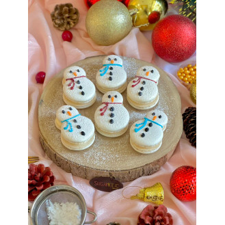 Snowman Macaroon ( per piece )