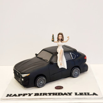 3D Car with 3D Figurine Cake