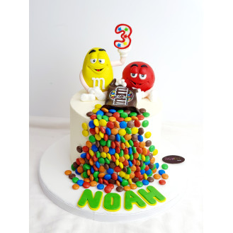 M&M's Cake 01 M&M's Cake 01