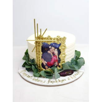 Leaf Buttercream with Picture Cake