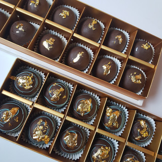 Motichoor Laddoo Chocolate Balls in a Box
