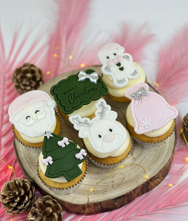 Pastel Christmas Cupcakes