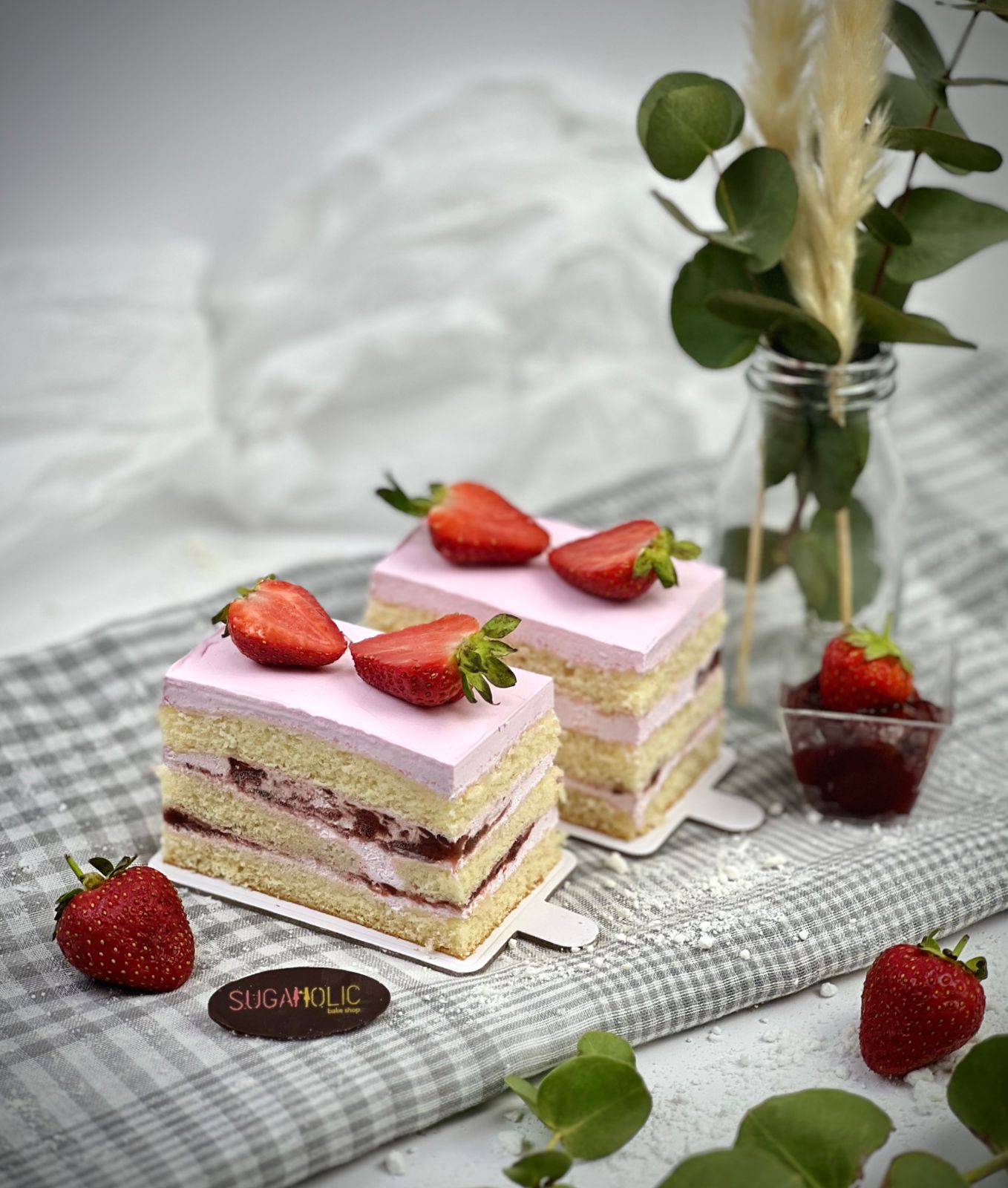 Strawberry Pastry (Set of 2)