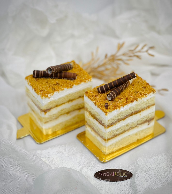 Nougat Pastry (Set of 2)