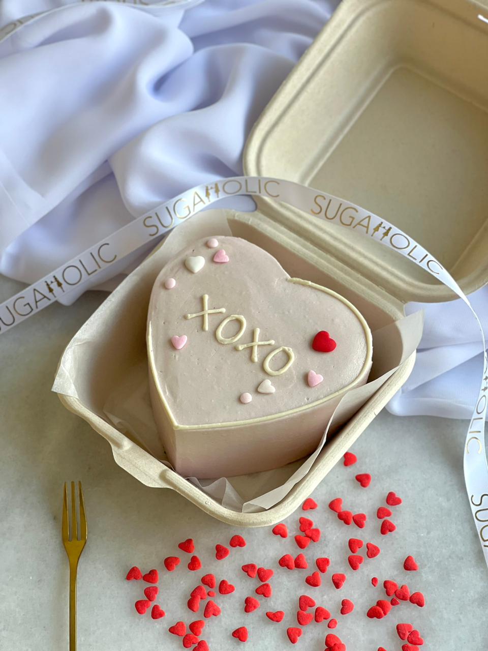 XOXO Heart Bento Cake