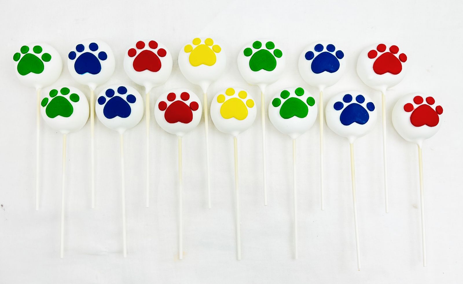 Colorful Paws  Cakepops ( Per piece)
