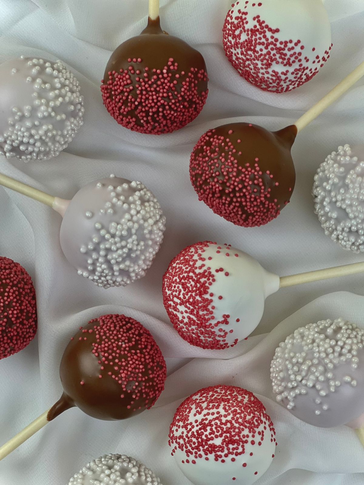 Quinned Cakepops Half-part  ( Per piece)