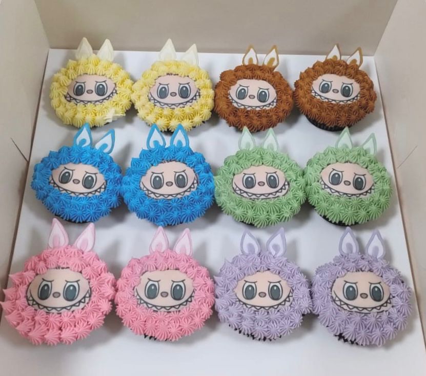 12 Labubu Cupcakes in a Box 