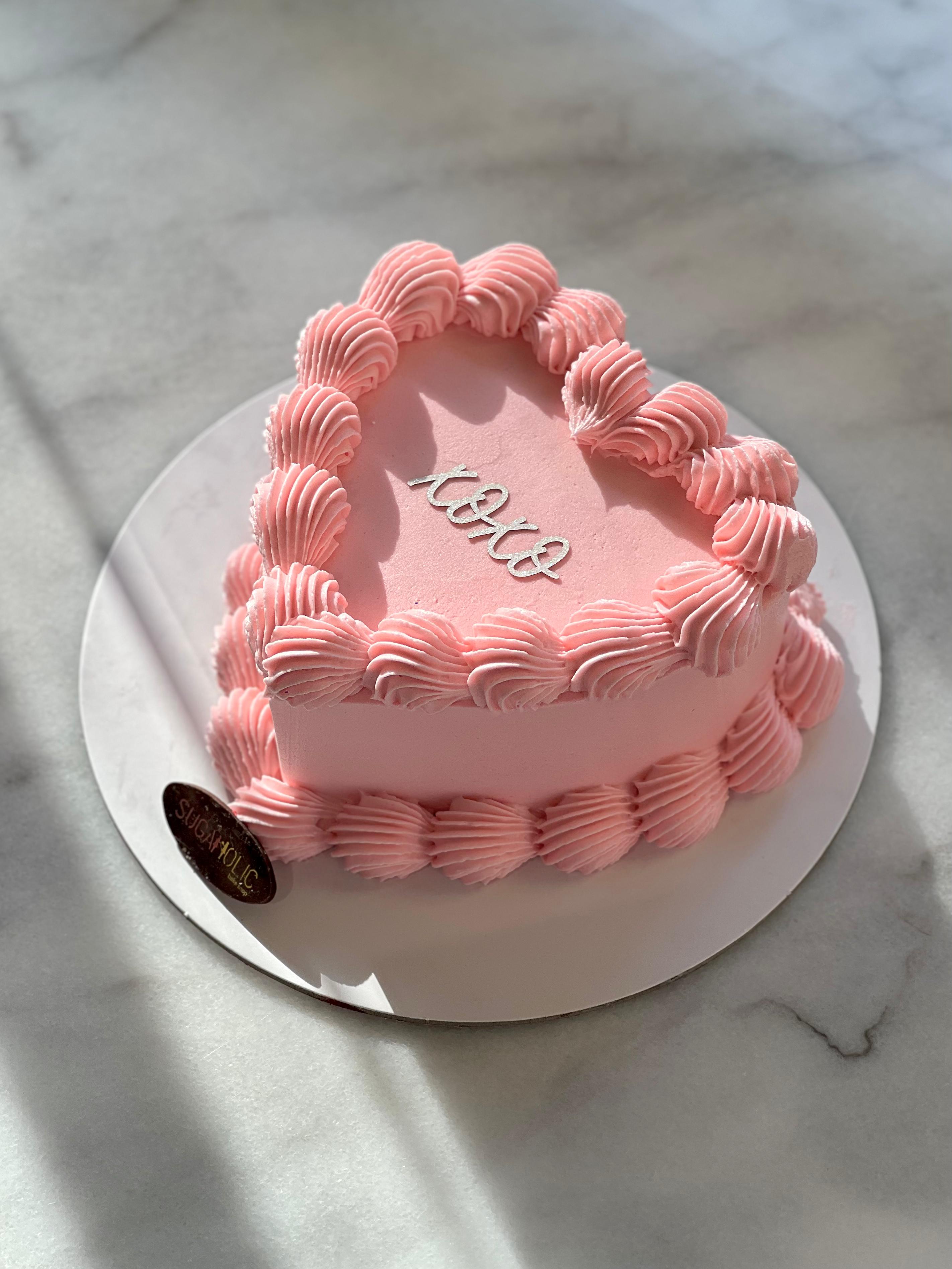 XOXO cake