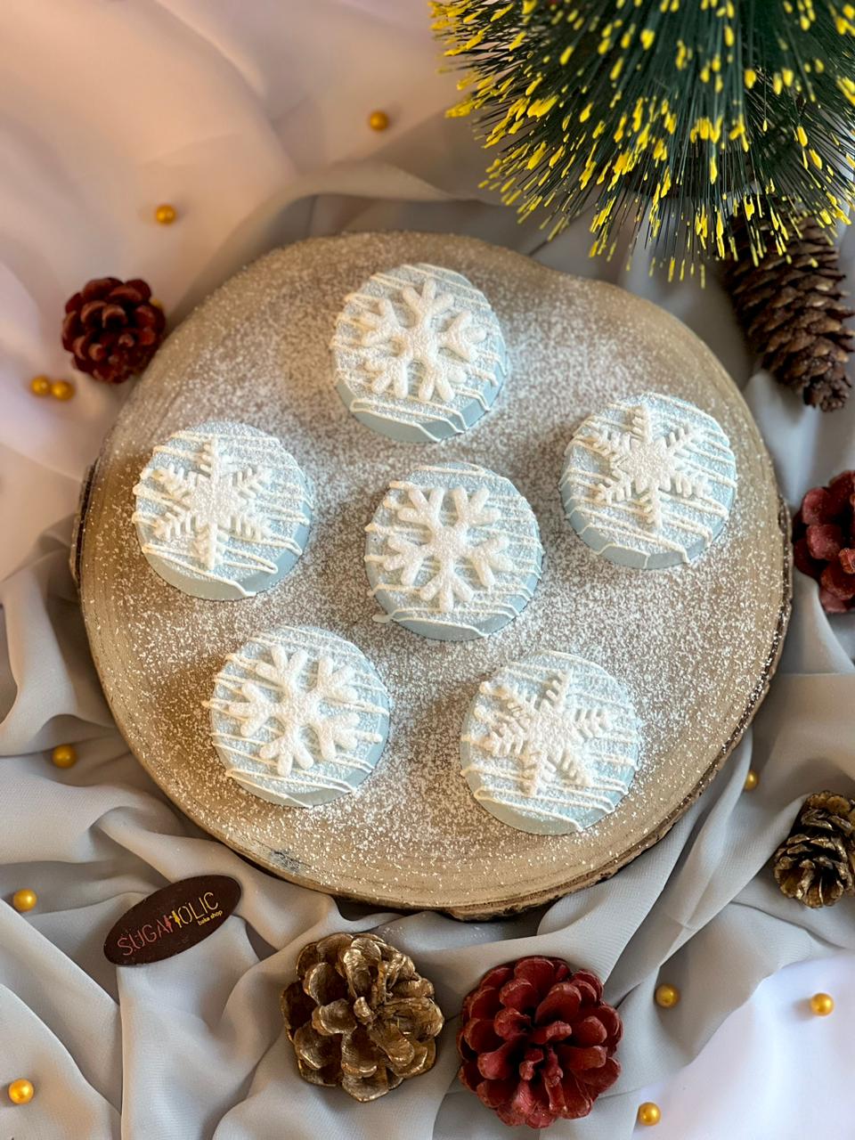 Snowflakes Oreo-Dipped ( per piece )