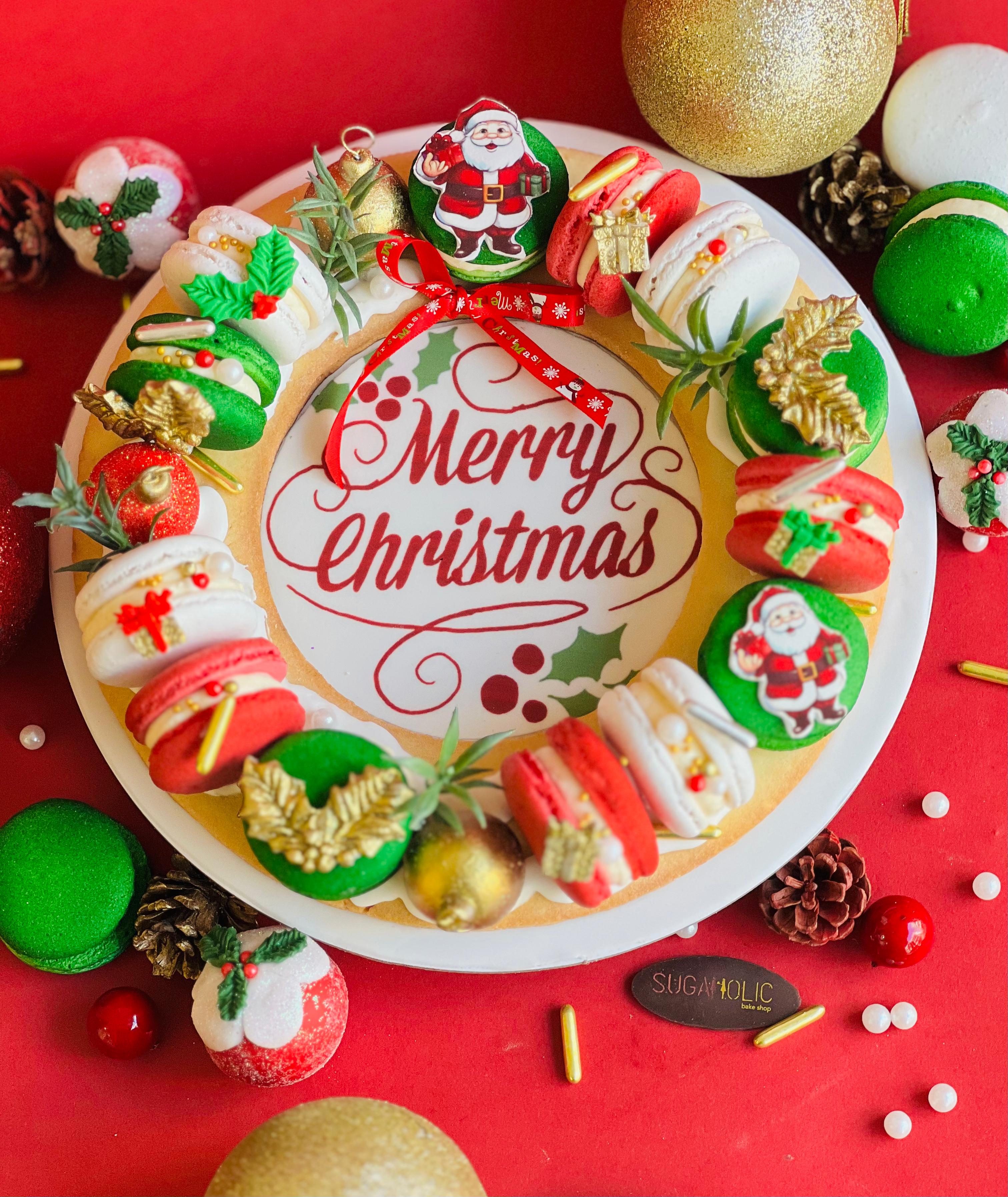 Christmas Wreath Macaroon Tray 