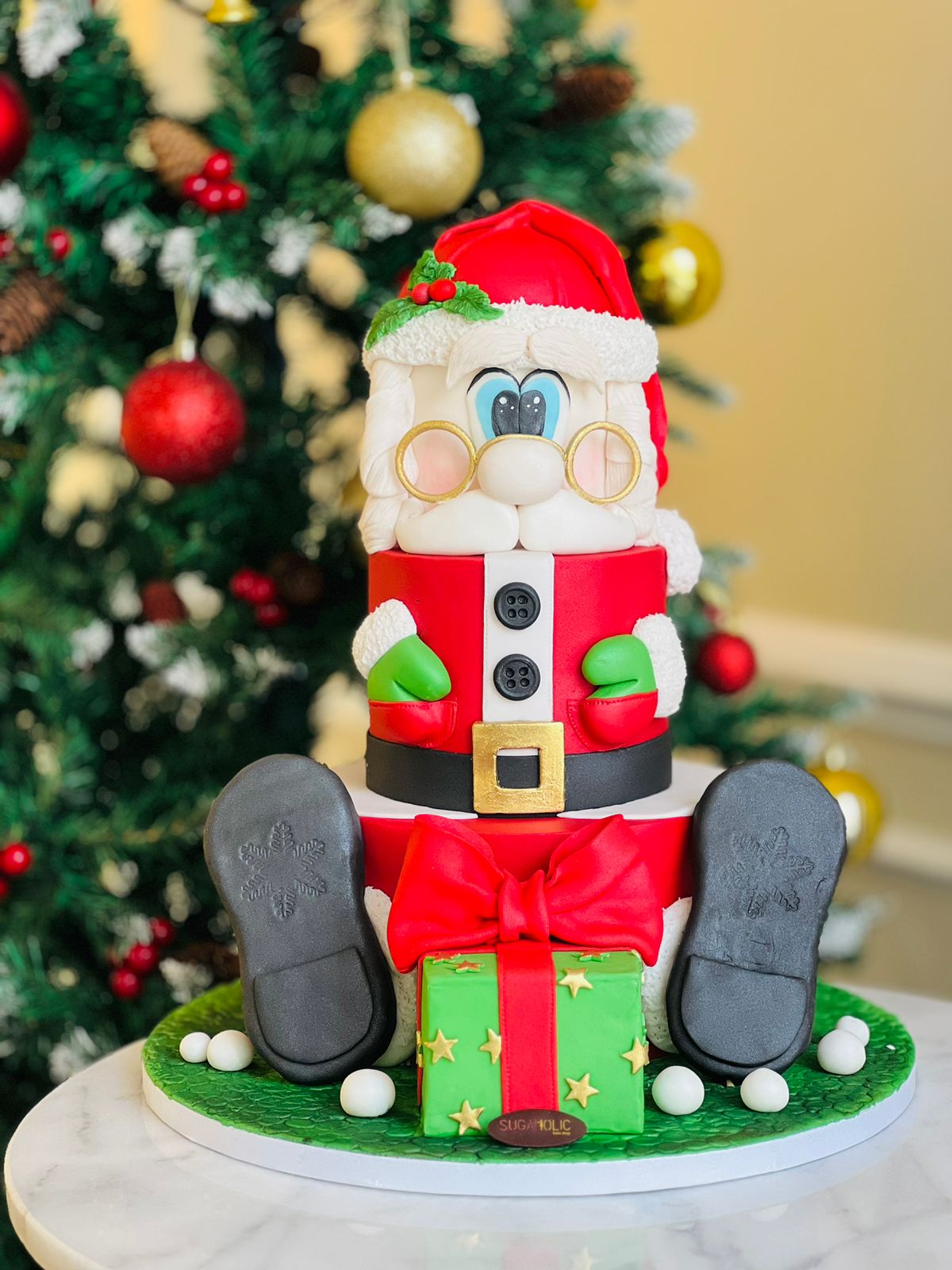 Jolly Santa Cake