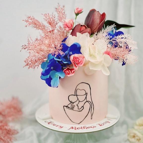 Mothers Day Slhoutte Cake 