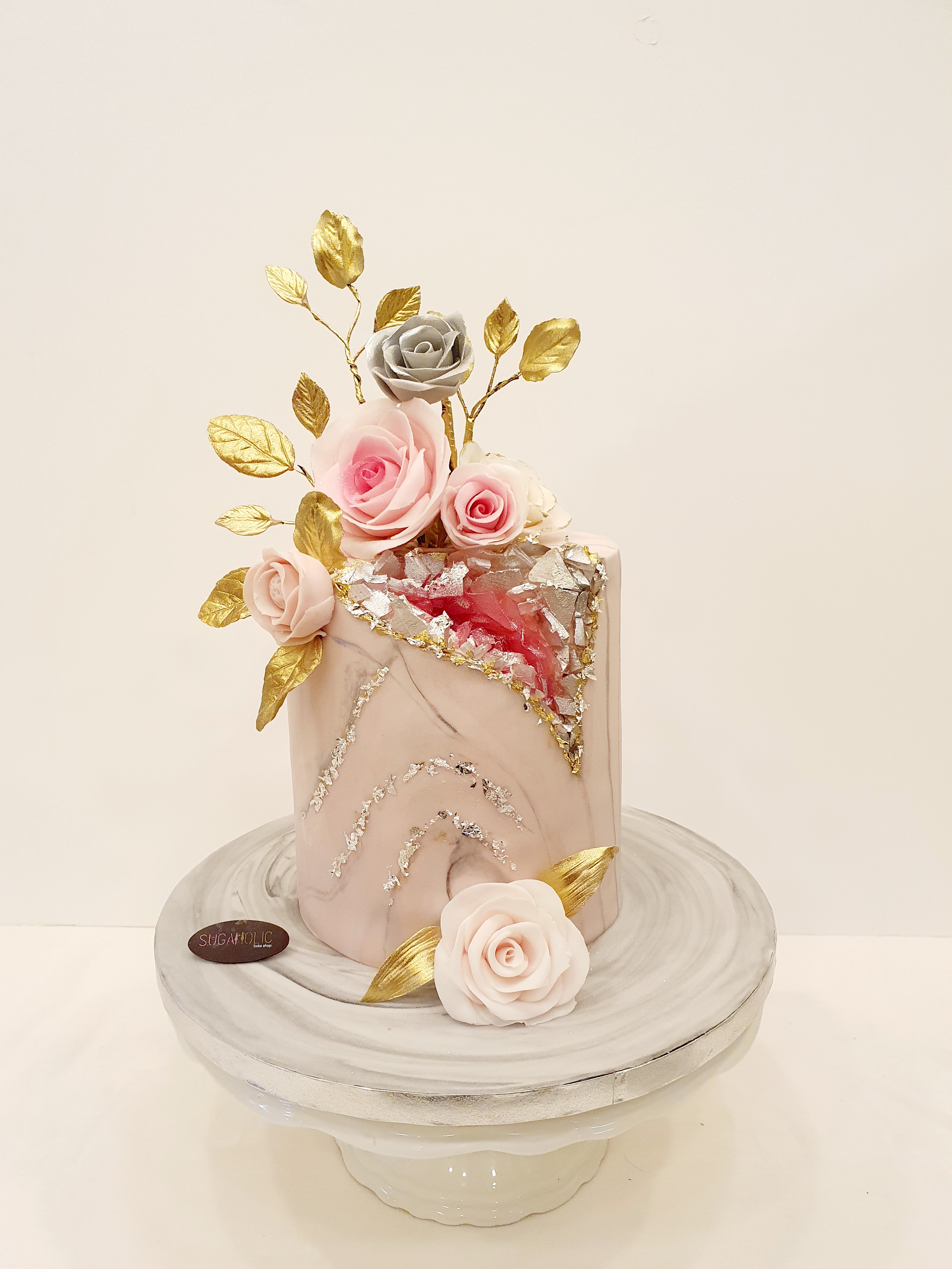 Floral Geode Cake 