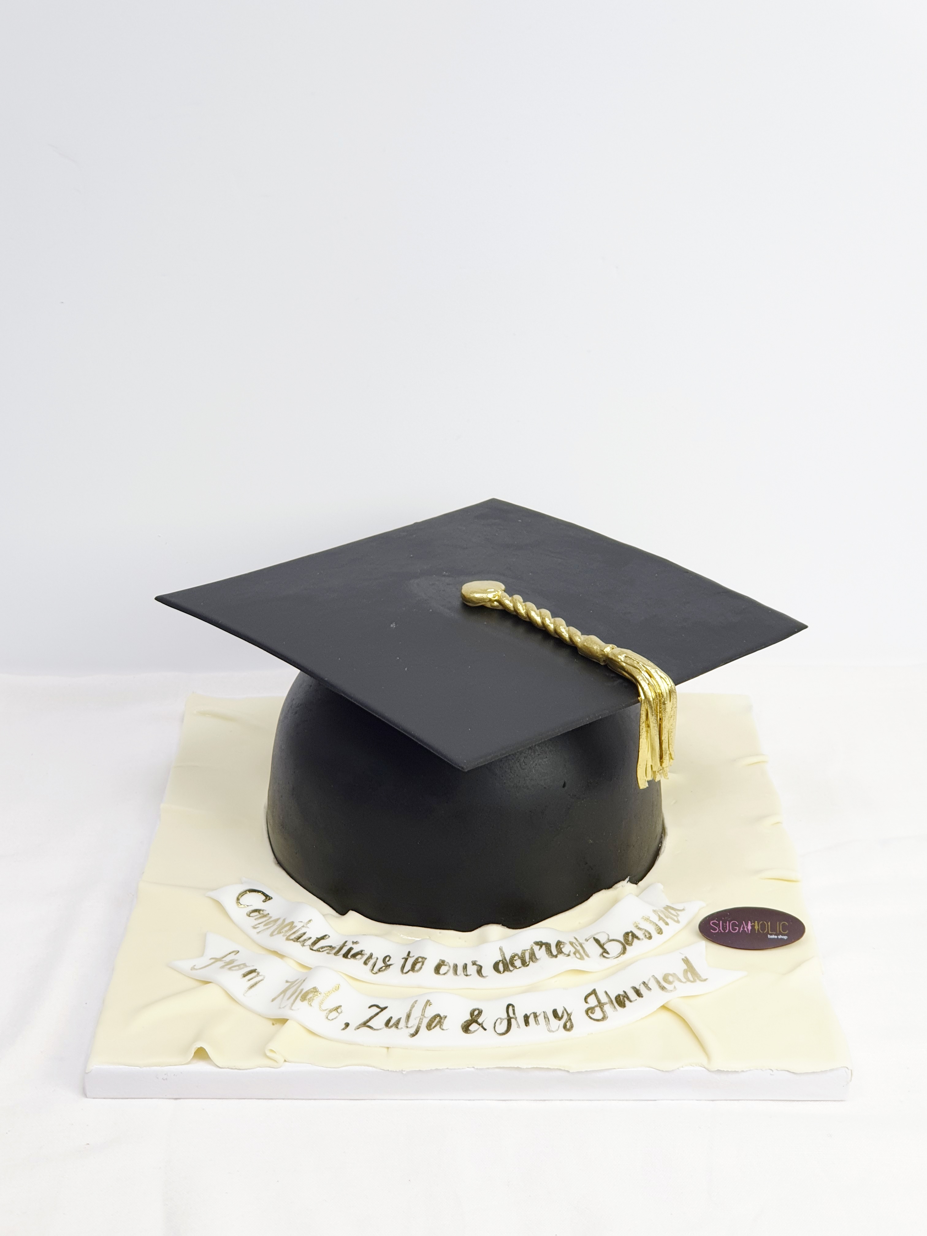Graduation Hat Cake 
