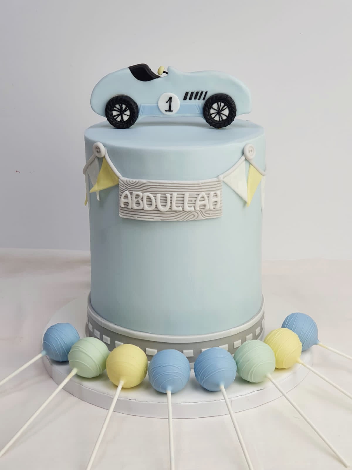 Race Car Cake and Cakepops 